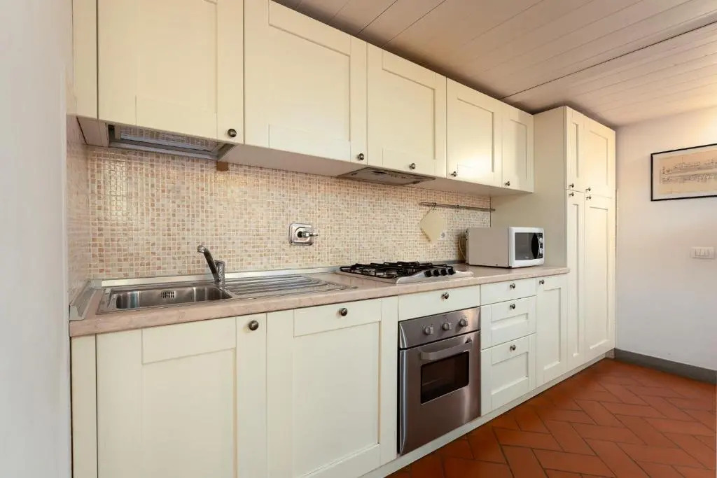Rondinelli Mdr Apartments Collection