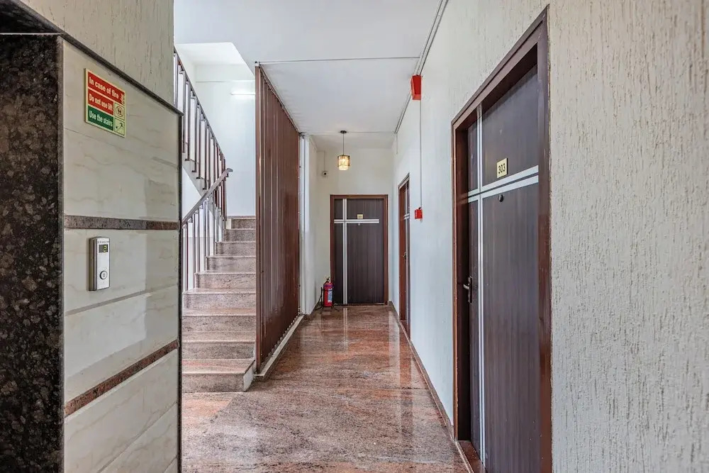 Hotel Acacia Yelahanka