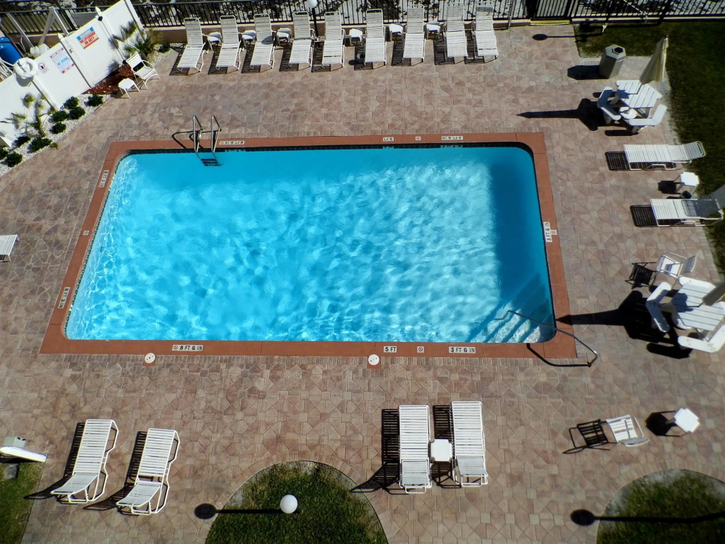 Beachside Hotel