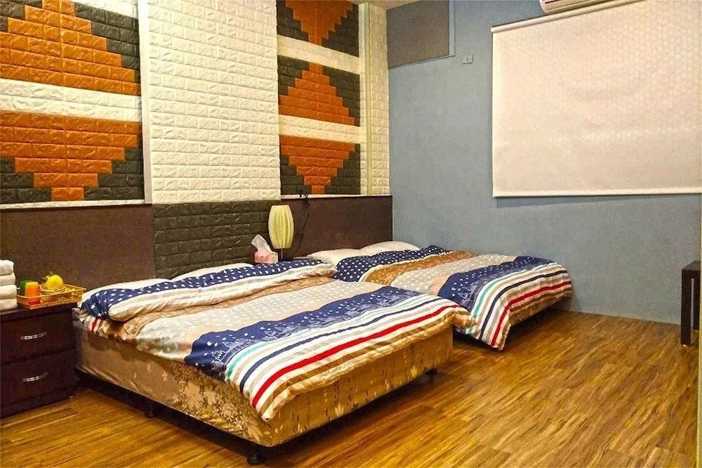 Moonstar Station Inn