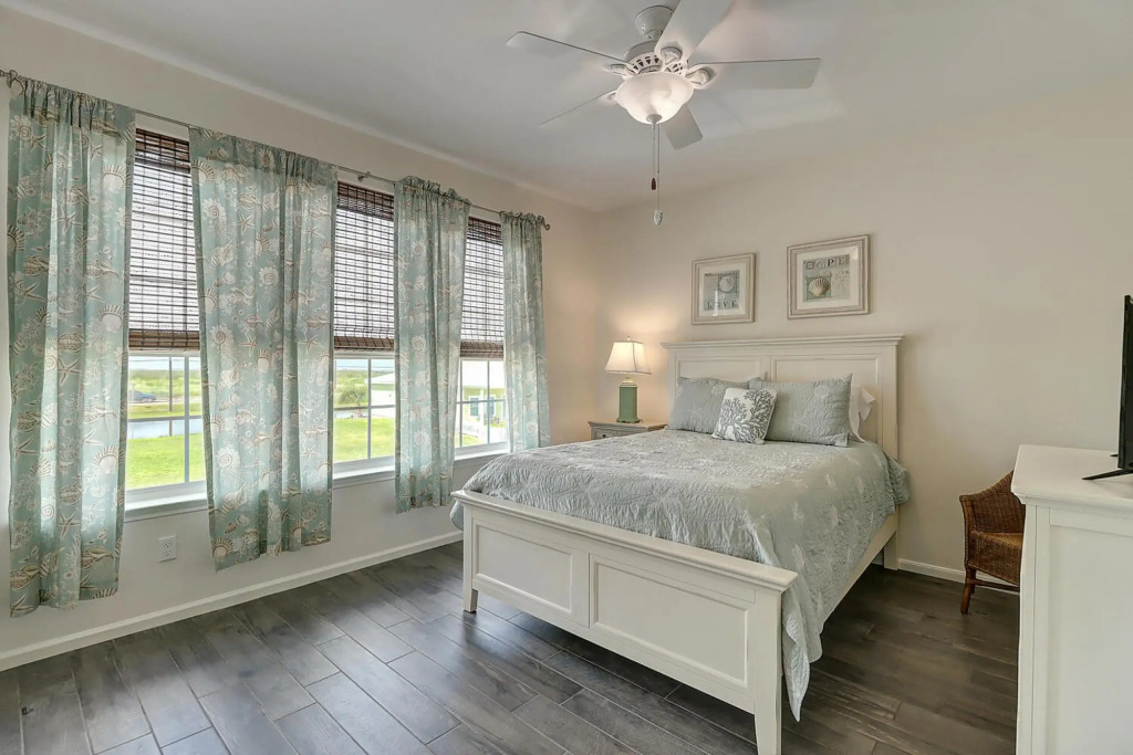 Sun Shiner Beach House RS109