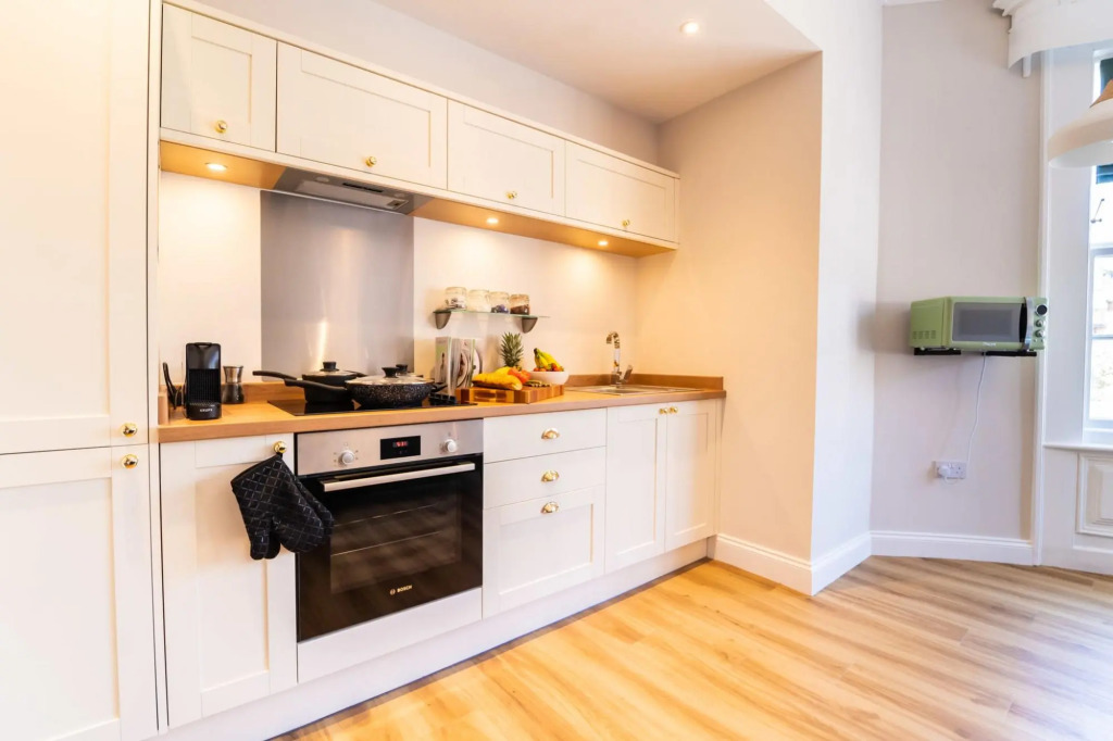 King Street Residence - 2 Bedrooms - Parking - Town Centre ⭐ ⭐⭐⭐⭐