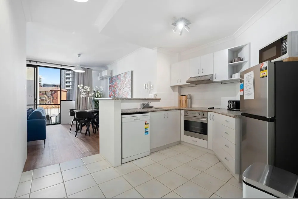 Luxury East Perth - Sleeps 2 - Superior Wifi