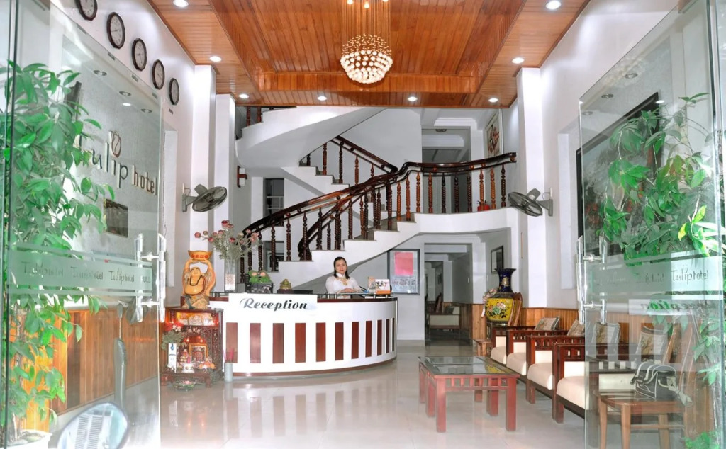 Hue Harmony Hotel