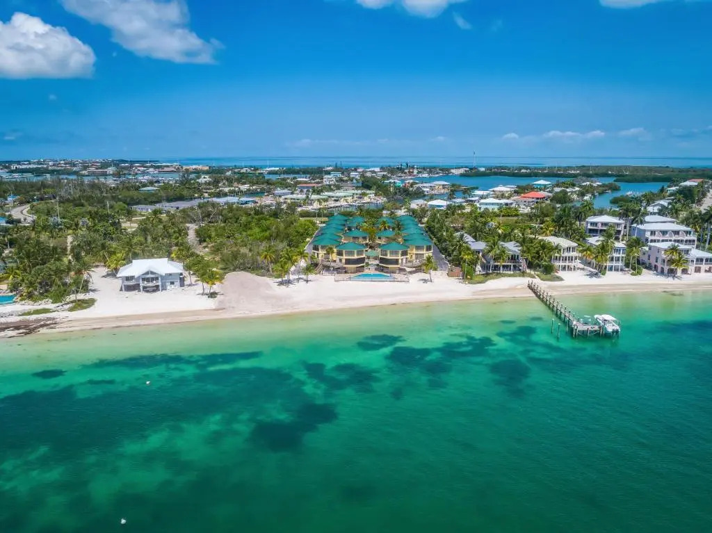Coco Plum Beach & Tennis Club & Marina