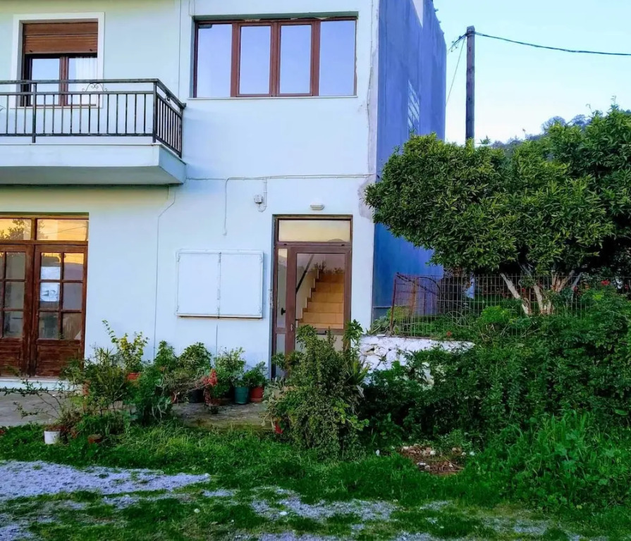 Vallias House