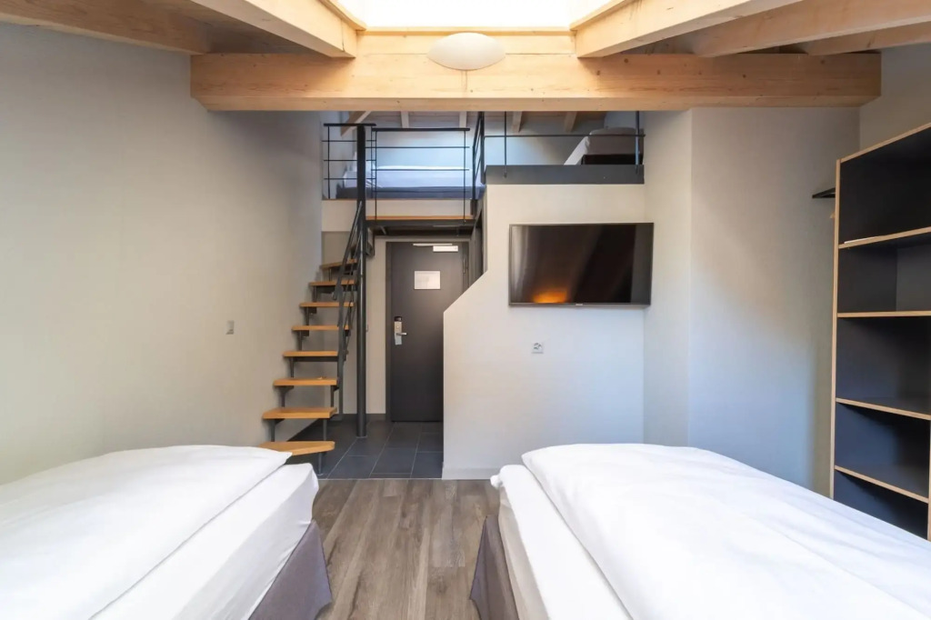 The HEY HOTEL