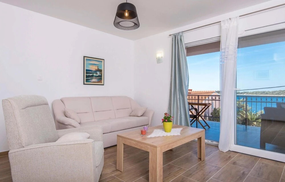 Three-Bedroom Holiday Home In Nova