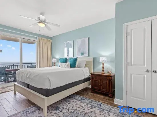 Sterling Breeze Resort 1807 - Three Bedroom Condo