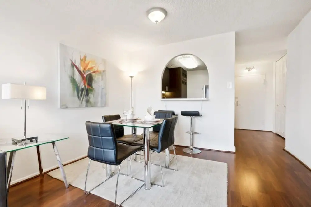 Global Luxury Suites at Locust Street