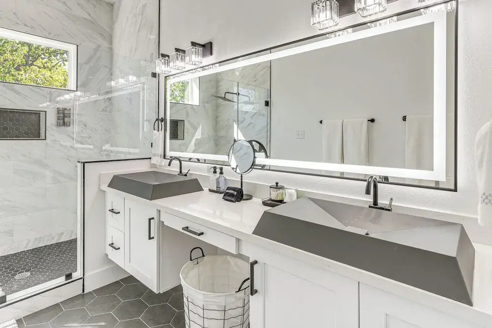 Sleek, Mod, Luxe: Soccer Fan Home Base in Houston