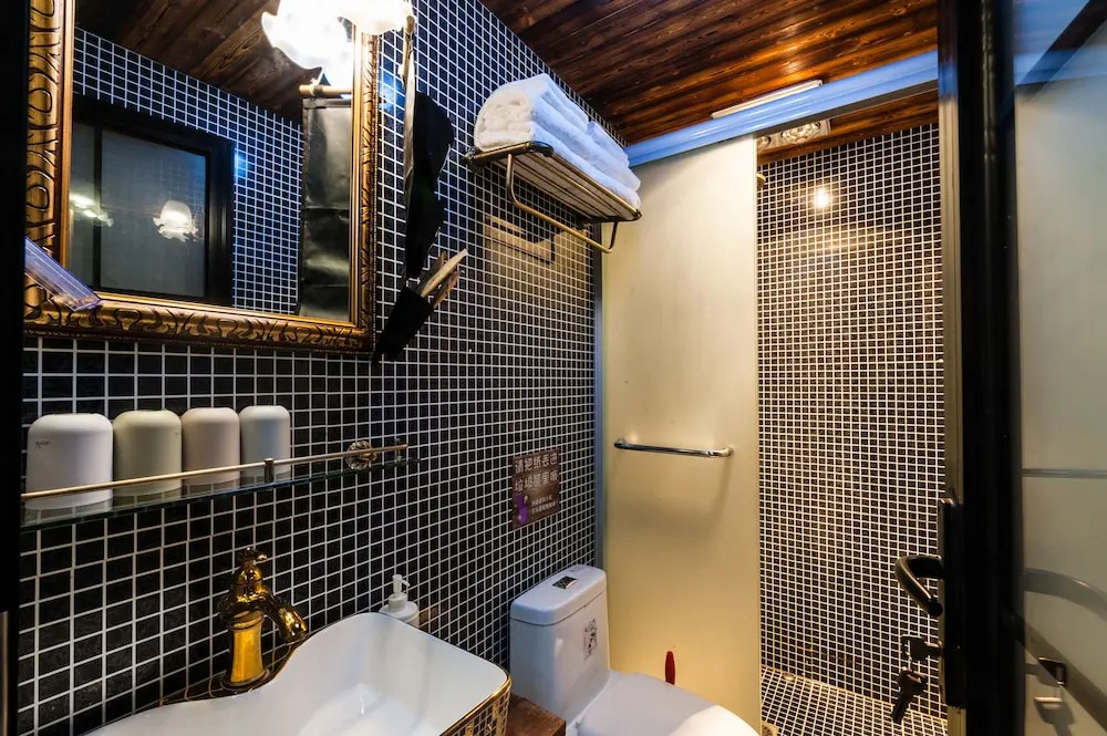 Qiyu Homestay - West Nanjing Road Branch