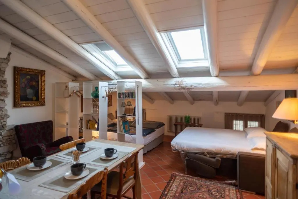 S. Trinità 18, Suites & Rooms