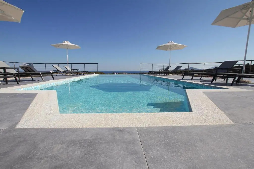 Alana Suites