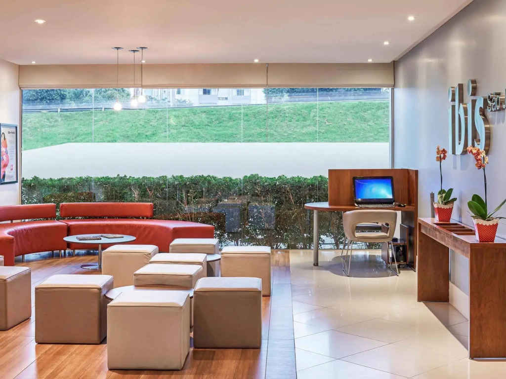 Aera São José Floripa - Hotel com café da manhã a 10 min do Congresso de Oftalmologia no CentroSul