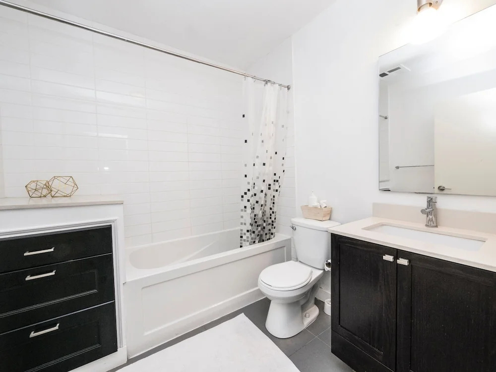 Dufferin Grove 1 Bedroom Loft-style Condo