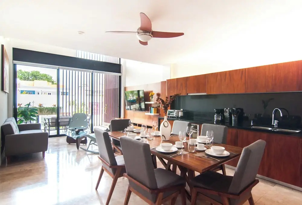 Kuxtal 3 Bedroom Downtown Apartment
