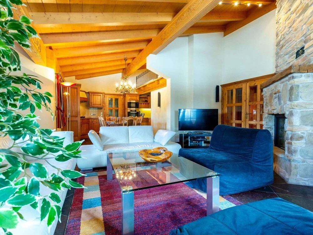 Chalet in Saalbach near Ski Lift