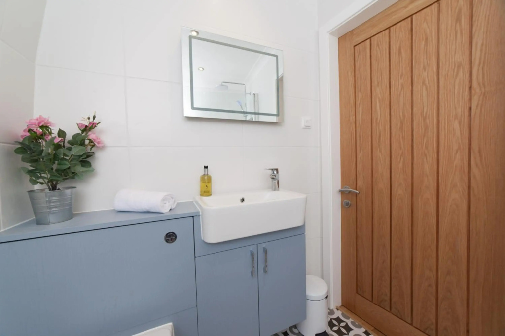 Queensferry Street Lane - Fantastic 2 BR City Centre Mews House with free secure parking!