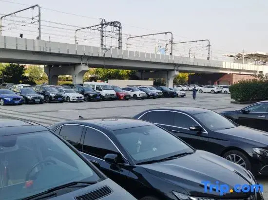 Shankee Hotel (Nanjing Luhe Chemical Park Subway Station)