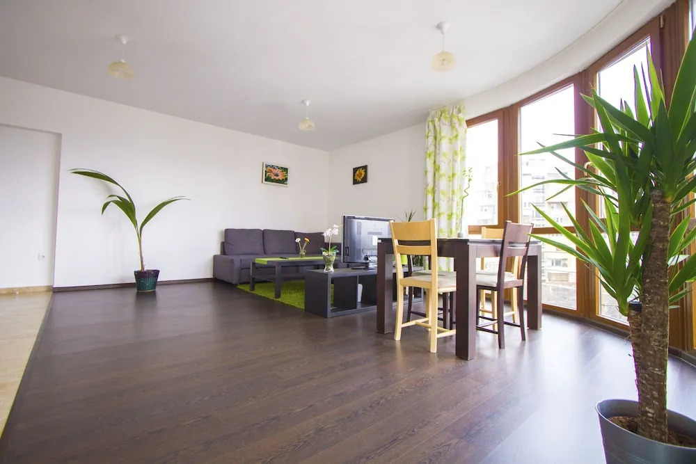 Flora Apartment Centrum