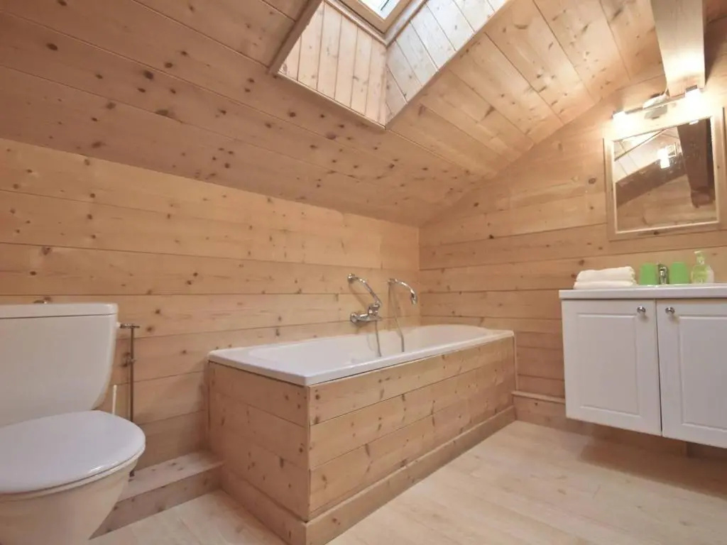 Chalet Le Grand-Bornand, 6 pièces, 15 personnes - FR-1-391-24