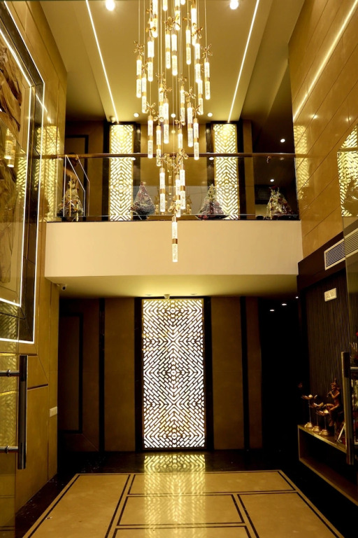 Hotel Grand Girdhar