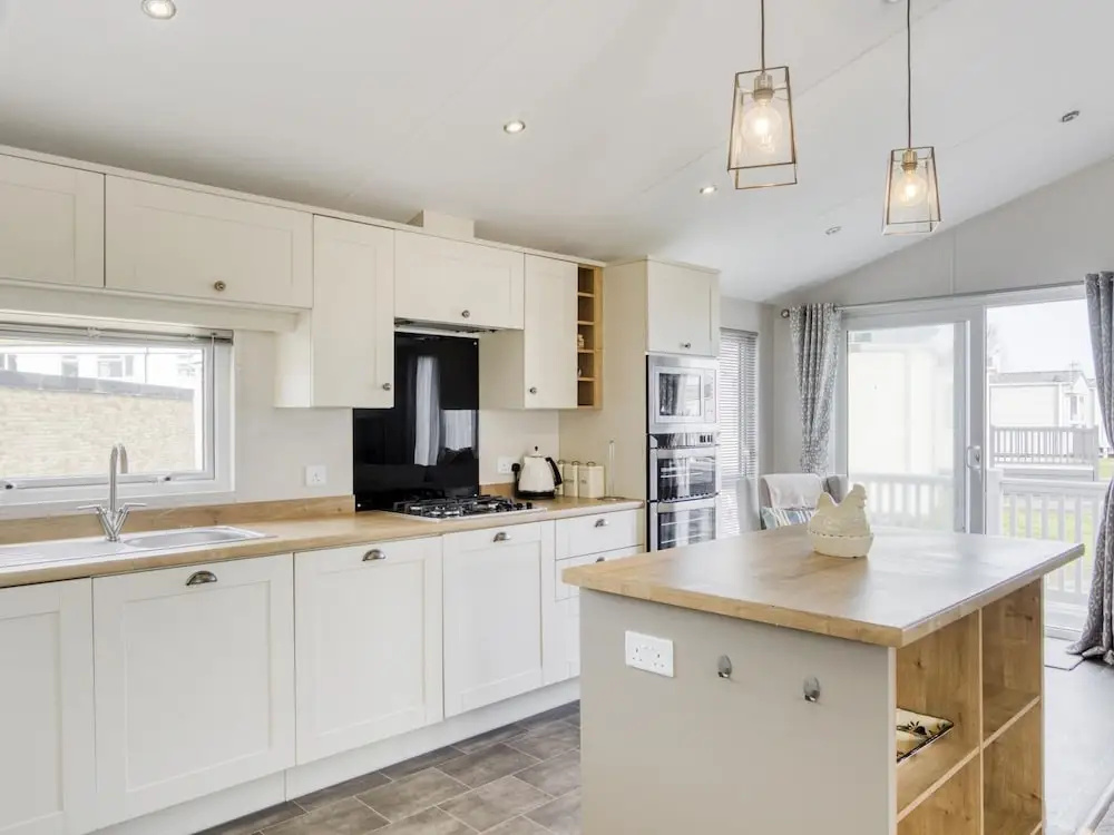 Cosy Home in Hastings With Balcony