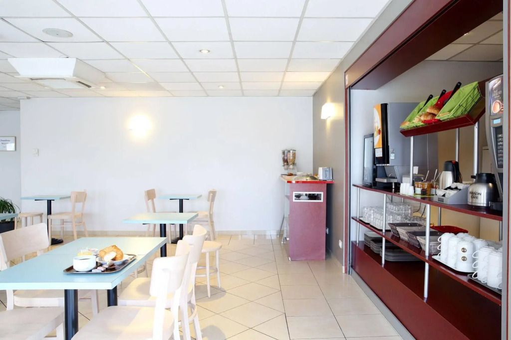 B&B HOTEL FREJUS Puget-sur-Argens