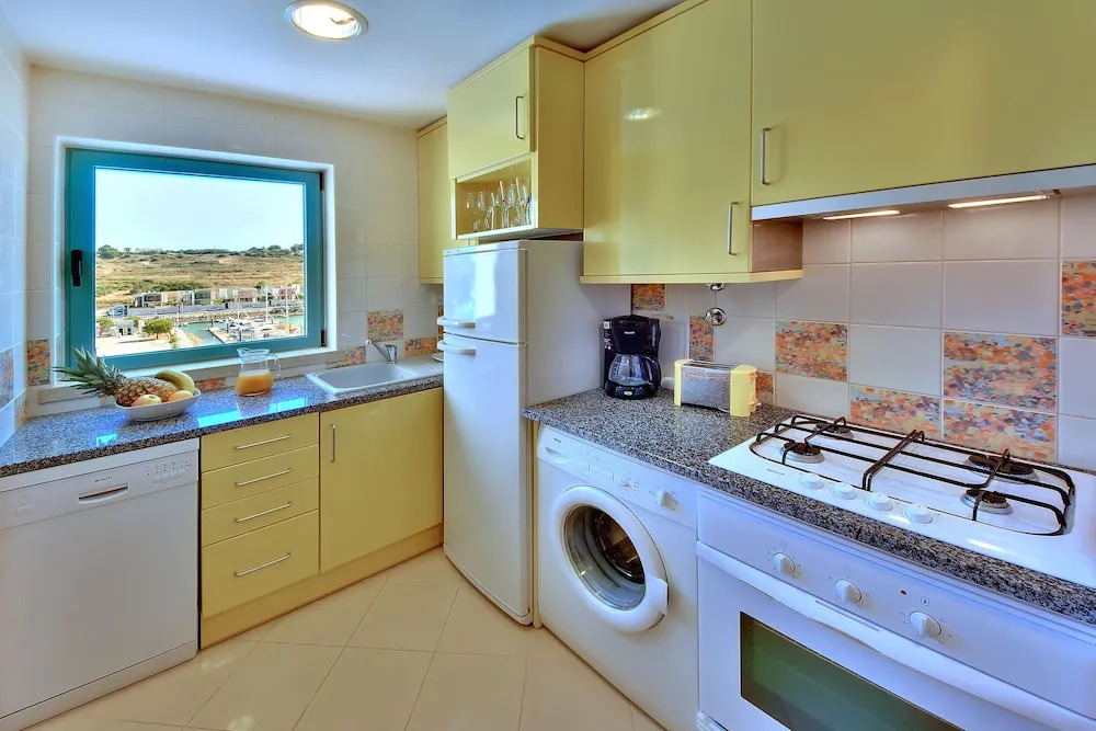 Marina Sea Residence