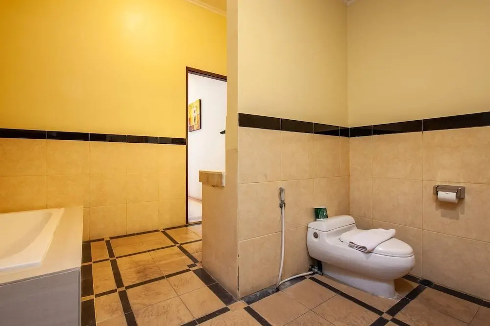 PB - 5BR - V1 & V2 5BR Private Pool Villa, Walk to Seminyak Beach