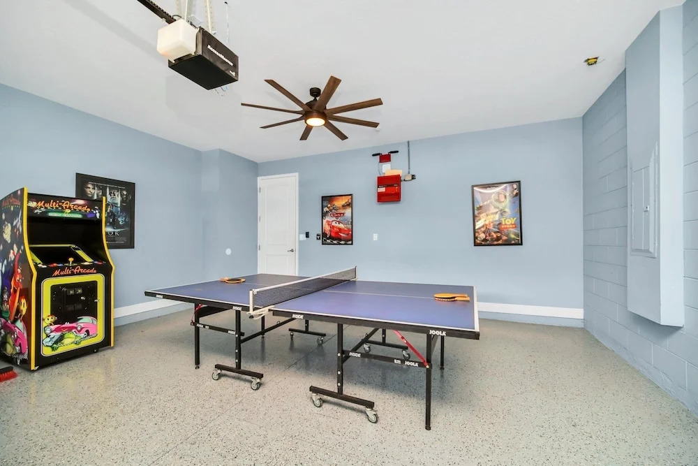 8-Bedroom Villa with Theater Near Disney 8 Home by RedAwning