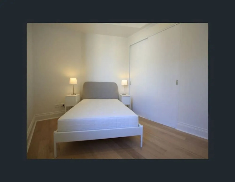 Potts Point Apartment in the Manor