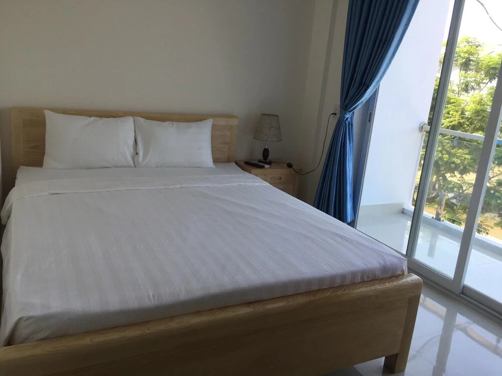Hello Hotel