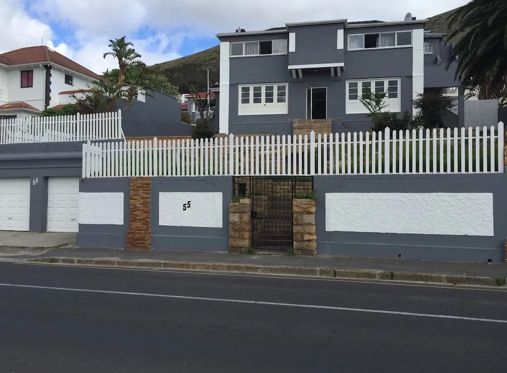 The Glam Guesthouse