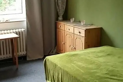 5998 Private Room 1 Person