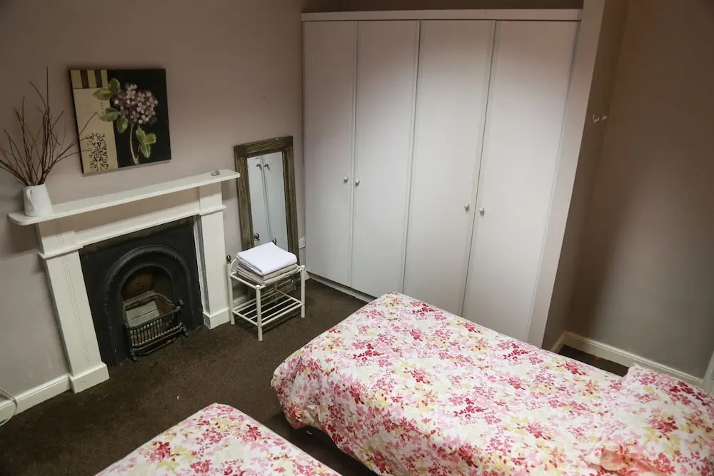 The Silver Teal Apt