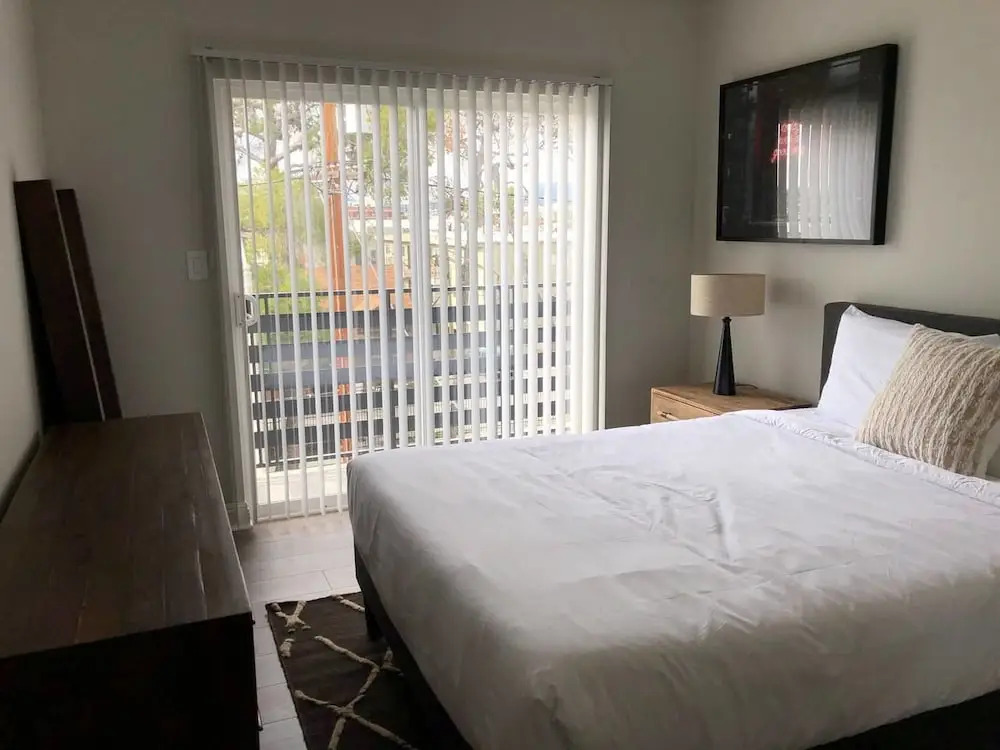 Brand NEW Luxury 3bdr Townhome In Silver Lake