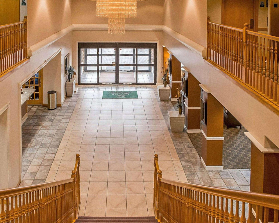 Days Inn - Forest Park Oh