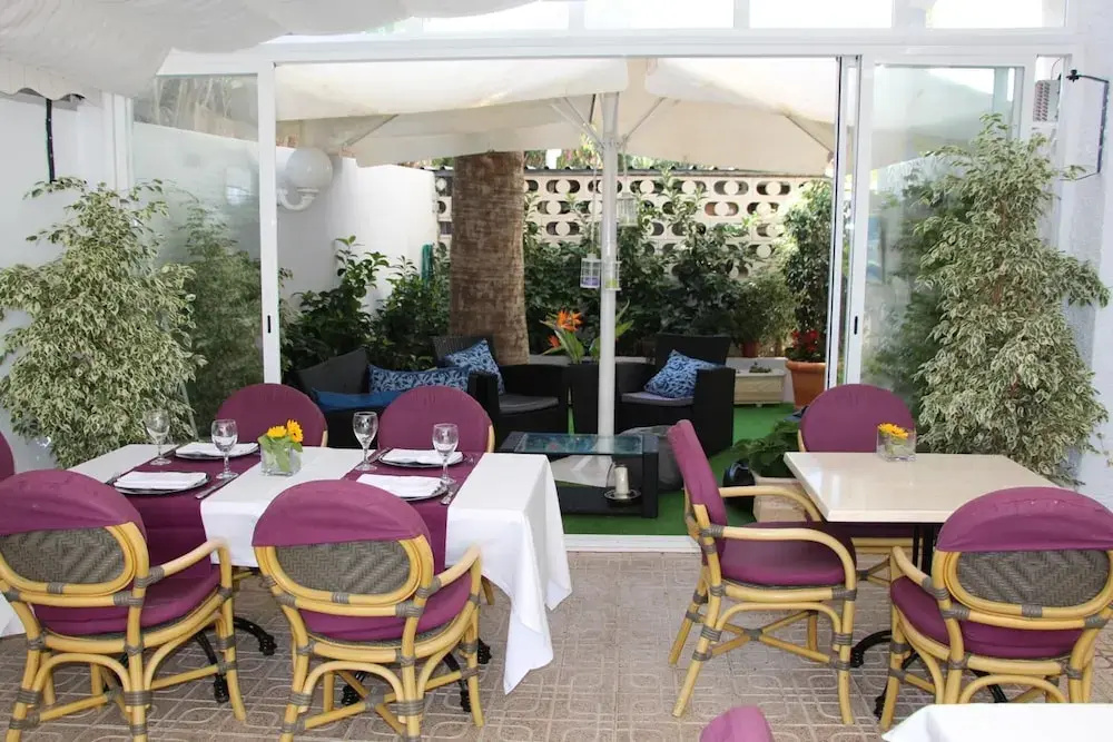 Hotel La Riviera