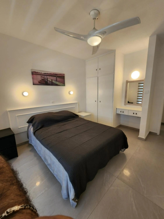 MH Apartments AB13