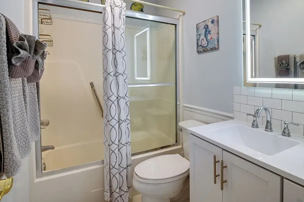 Ocean Access & Balcony: Surfside Beach Condo