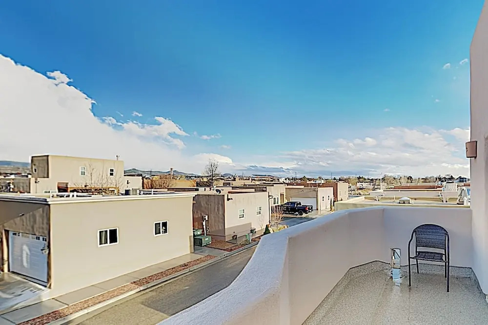 New Listing! Adobe W/ Mountain Views 3 Bedroom Home