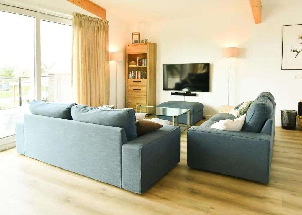 Villa Maroma Mistral Veerse Meer, gratis 4 E-bikes, gratis laden EV, trampoline
