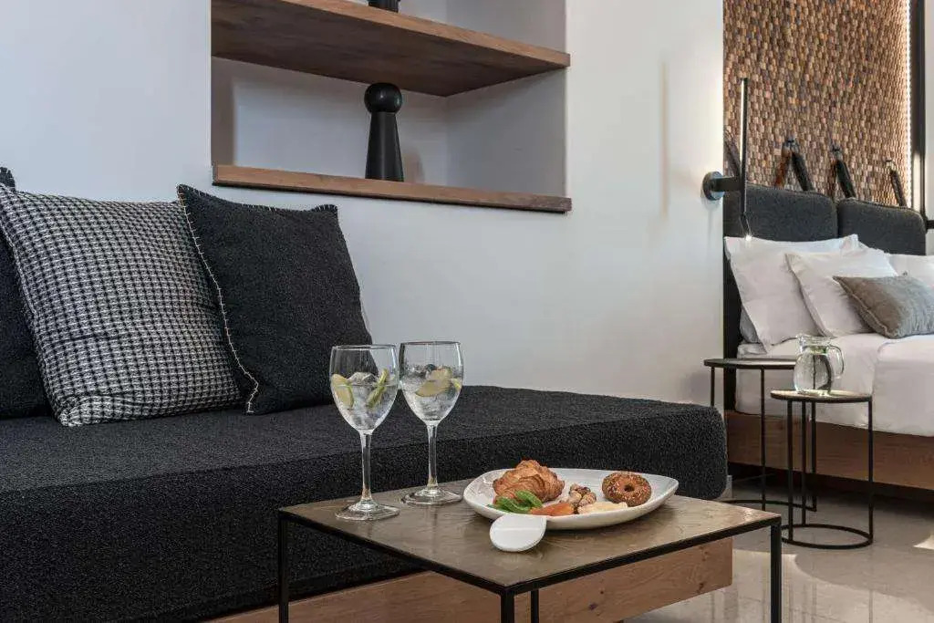 Petinos Hotel