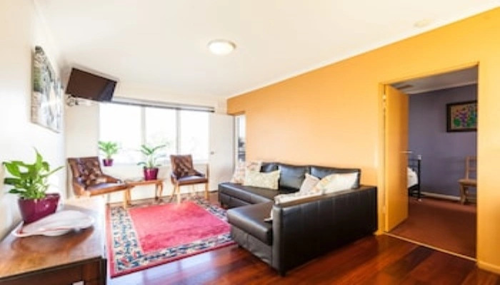 Eleanor - Beyond a Room Private Apartments