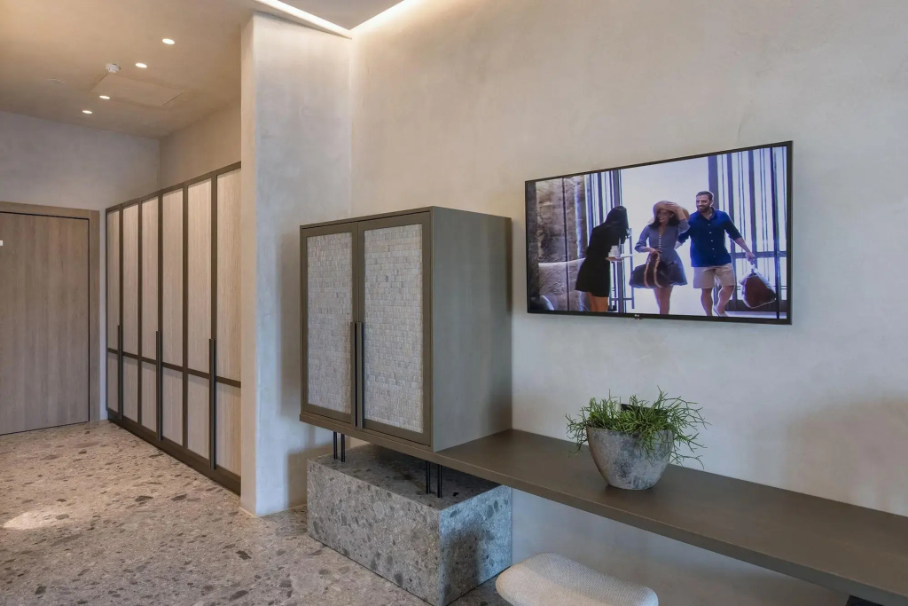Aeonic Suites and Spa