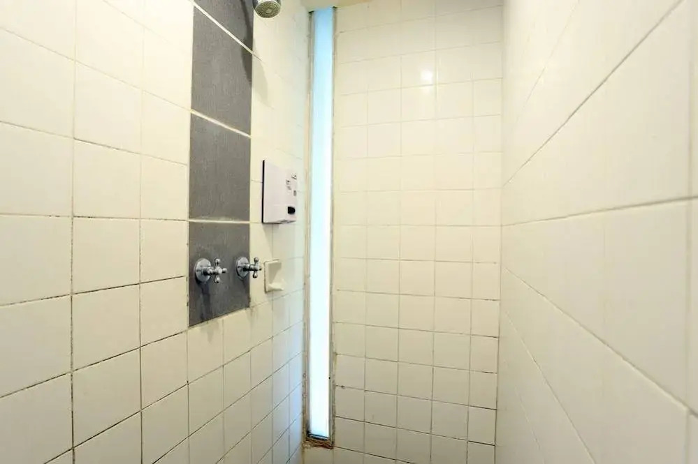 RedDoorz Plus near Kuta Square