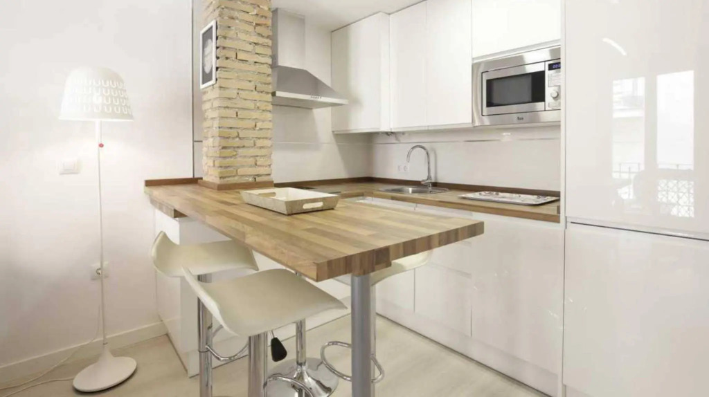 Europlaza Suites