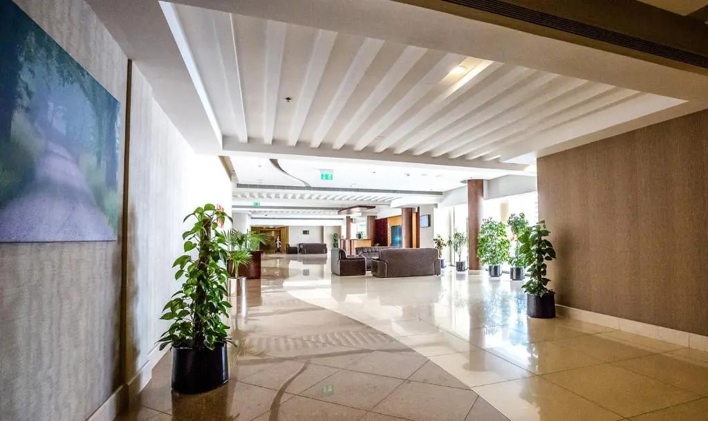 Stylish 2BD with great view in Marina View Tower